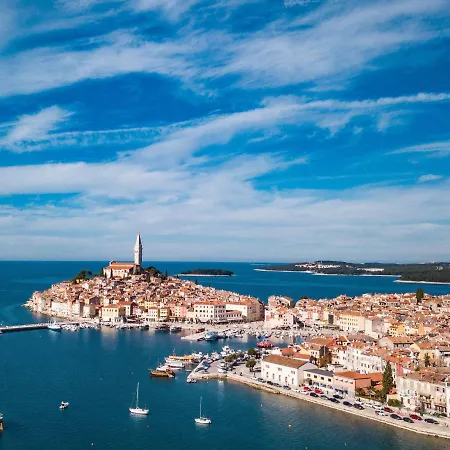 Alba-3 By Interhome Appartement