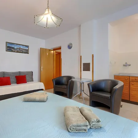 Alba-3 By Interhome Apartmán *