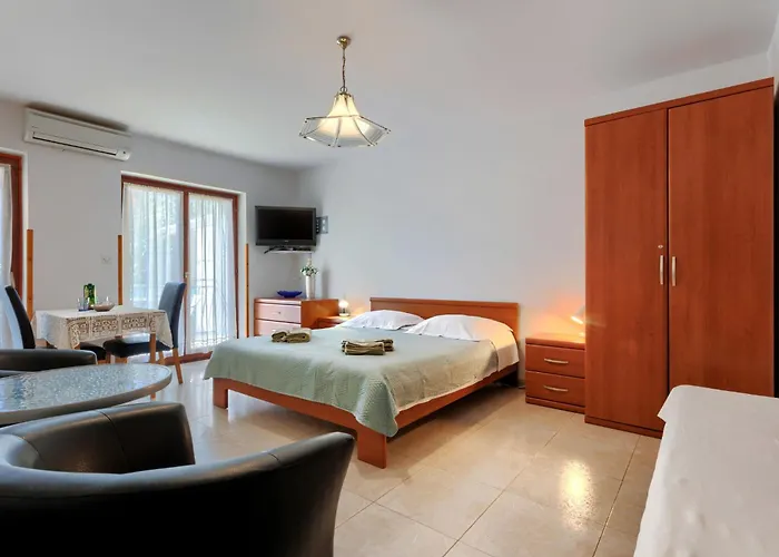 Alba-3 By Interhome *