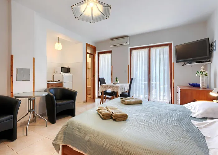 Alba-3 By Interhome